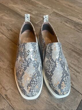 Paolo Slip-On Sneakers in Gray Snake Print with Tan Accents